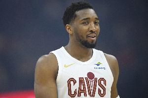 阿特金森:米切尔扭转了比赛走势 他对比赛的理解能力是顶尖的