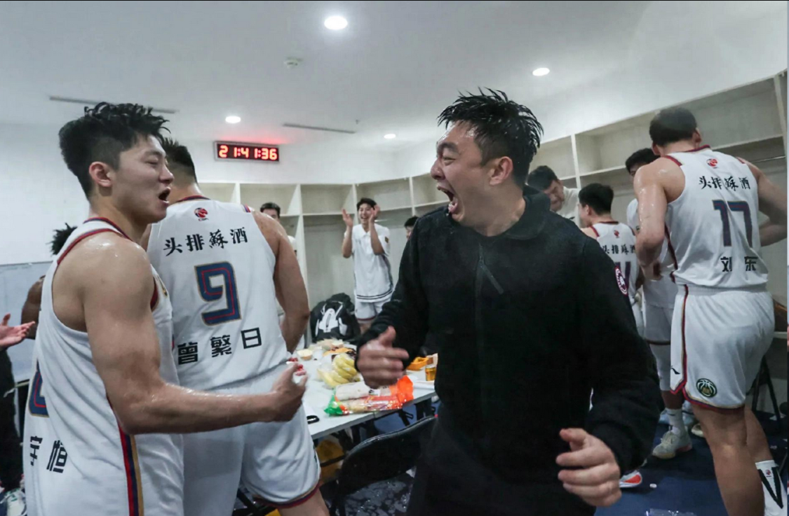 多名主力+关键操盘手离队!网红队一夜回到解放前,下季又摆烂?